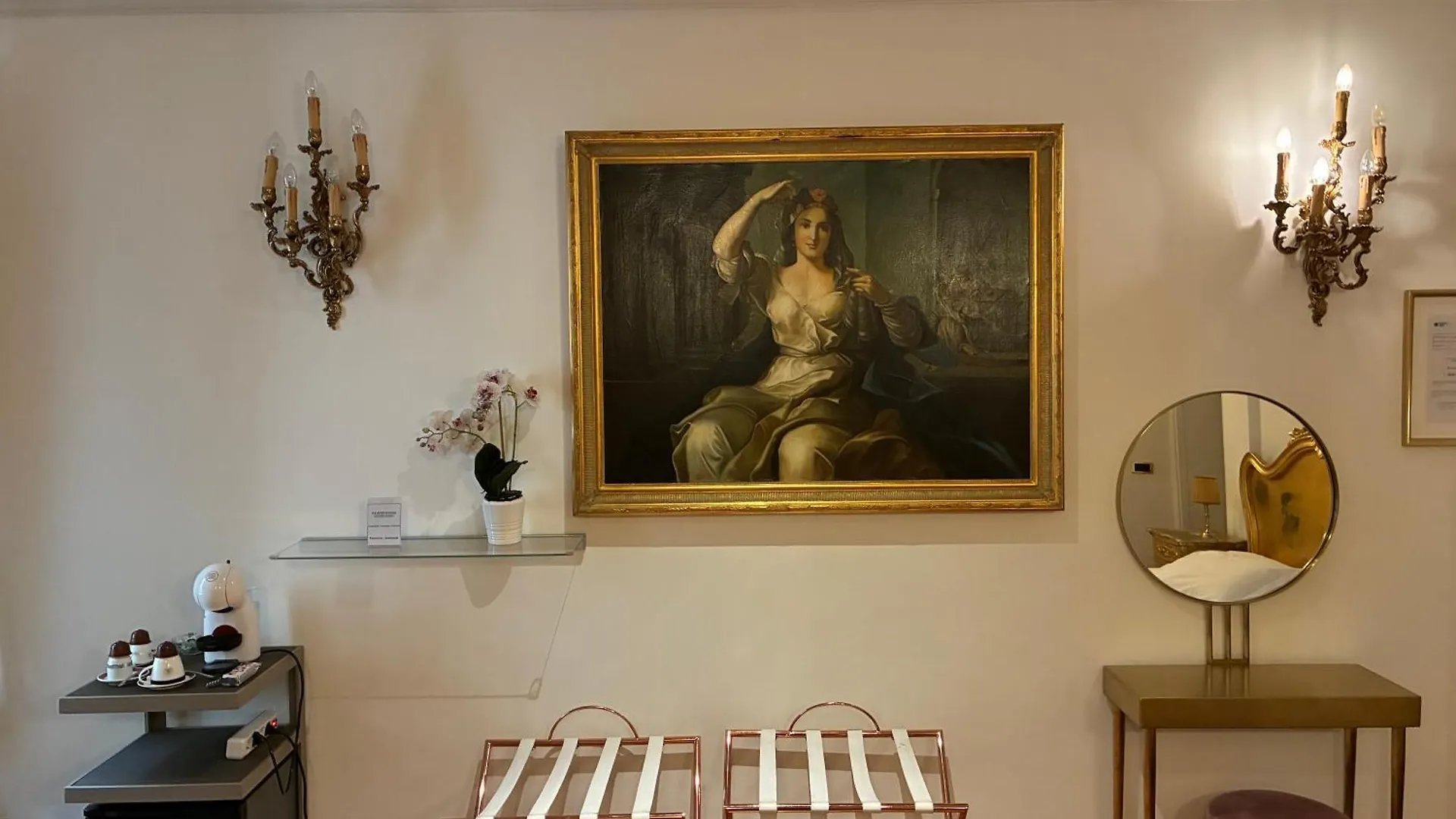 D.R.Rome Spanish Luxury Suites