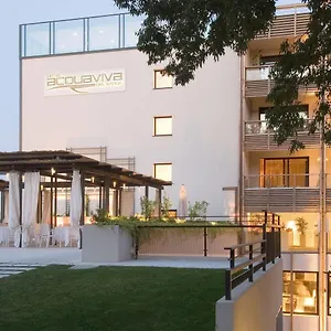 Acquaviva Del Garda מלון דסנזאנו דל גארדה